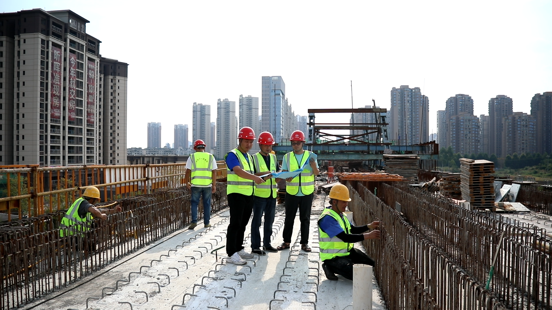 璧銅線節(jié)點工程全力沖刺 銅梁站建設(shè)進入關(guān)鍵階段